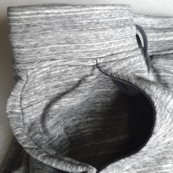 Adidas Women's Sport 2 Street French Terry Wide Culottes in a 2-Tone Grey XS - Picture 13 of 16